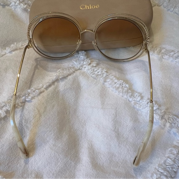Chloe sunglasses and case - Picture 2 of 6